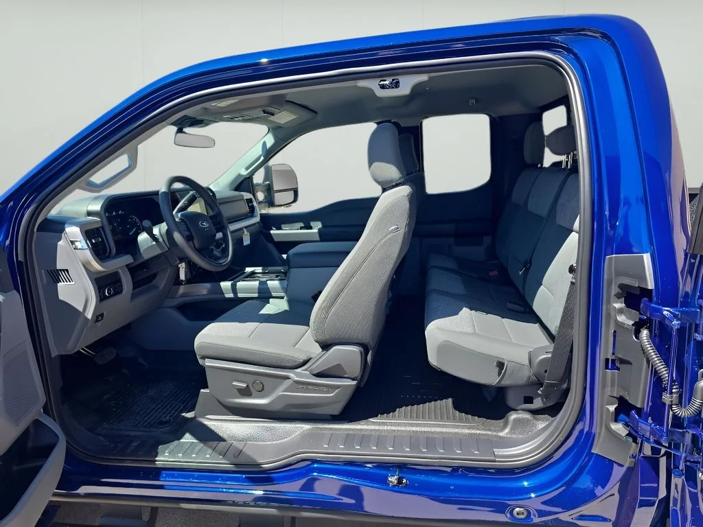 New 2026 Argon Blue Metallic Ford F-250® XLT image 31