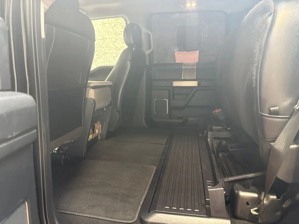 Used 2019 Agate Black Metallic Ford Lariat image 12