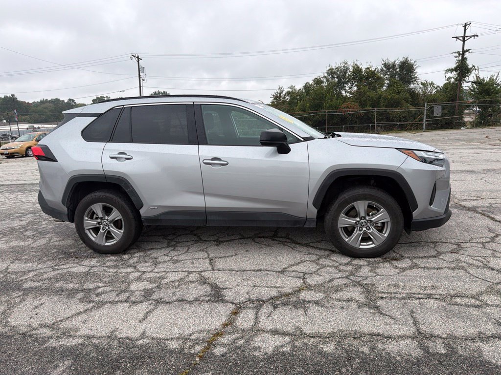 Used 2024 Toyota RAV4 LE with VIN 2T3LWRFV9RW232995 for sale in Kansas City