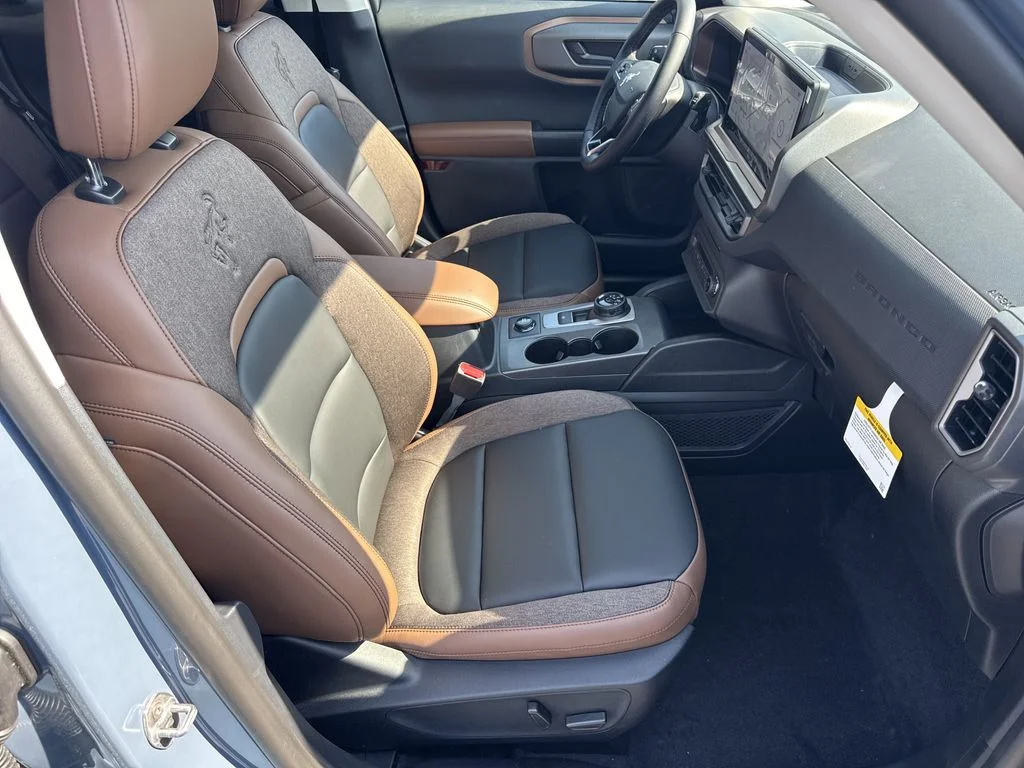 New 2026 Azure Gray Metallic Tri-Coat Ford Outer Banks® image 13