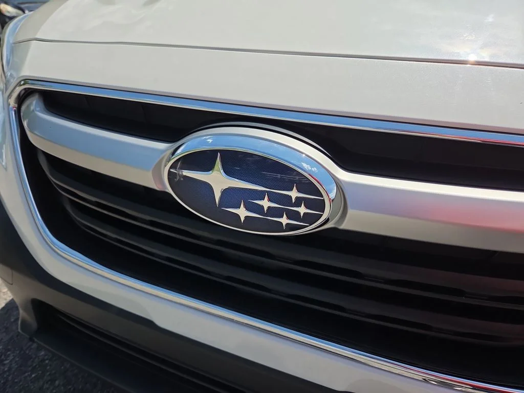 Used 2020 White Subaru Premium image 20