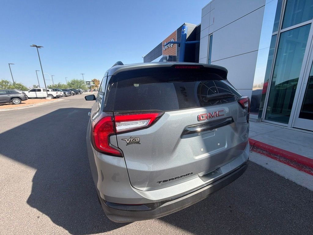 Used 2023 Silver GMC SLE image 15