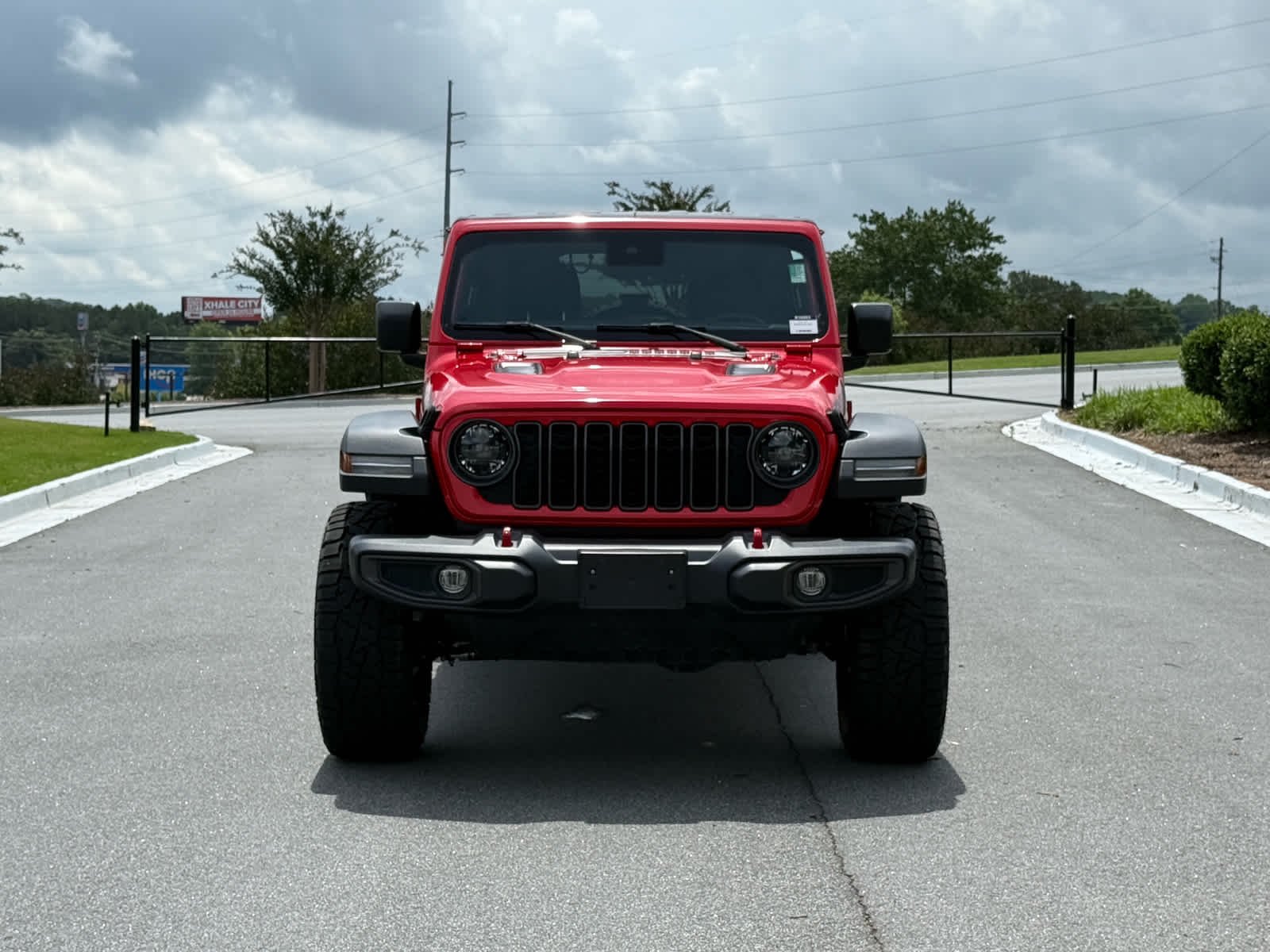 Used 2024 Firecracker Red Clearcoat Jeep Rubicon image 8