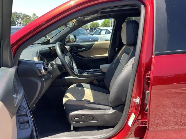 Used 2025 Red Chevrolet ACTIV image 14