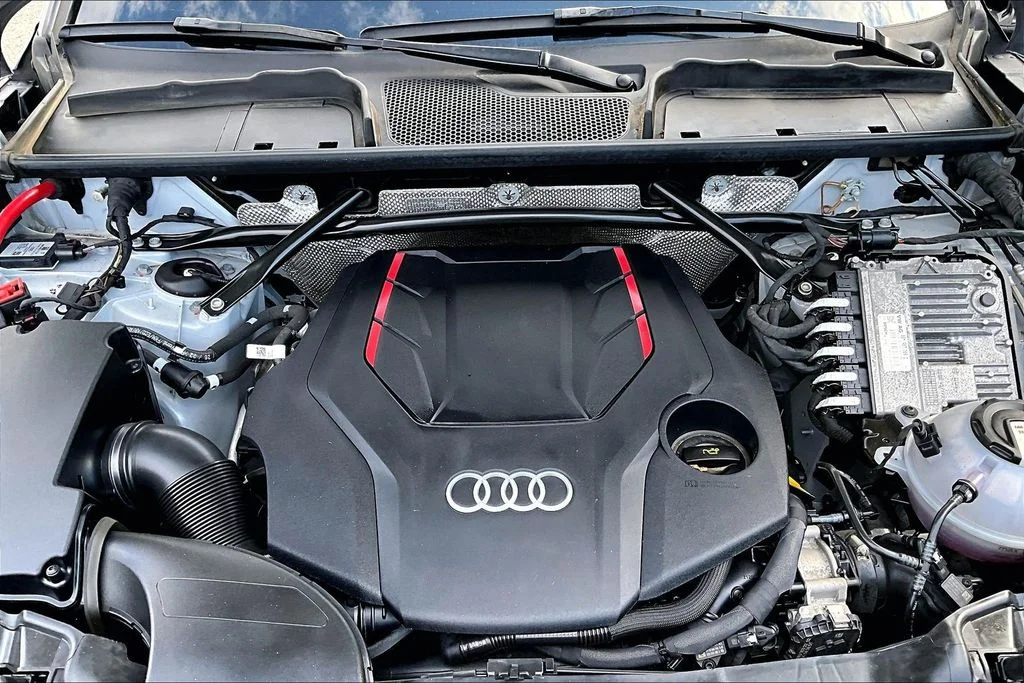 Used 2023 Silver Audi Premium Plus image 31
