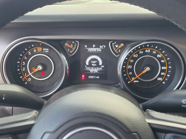 Used 2023 Silver Jeep Sport S image 9