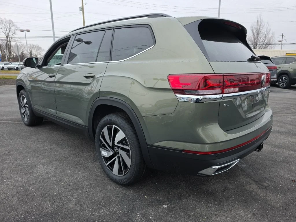 2026 Volkswagen Atlas SE w/Tech - Photo 7