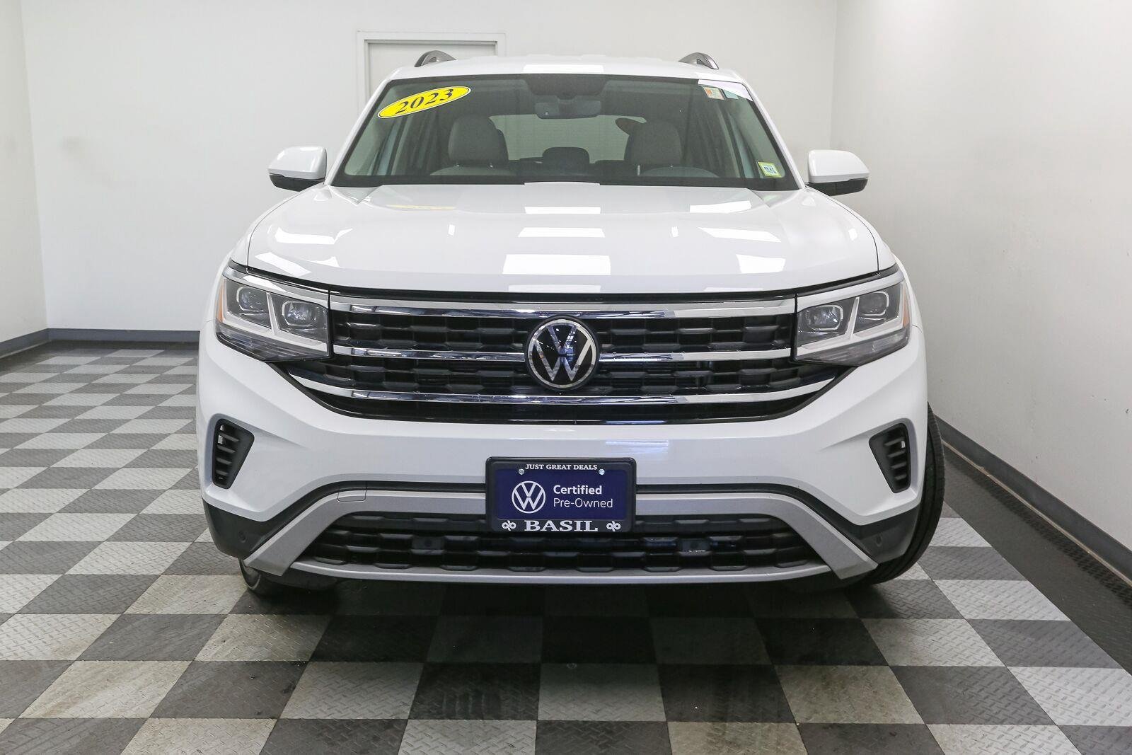 Certified Used 2023 Pure White Volkswagen 2.0T SE w/Technology image 4