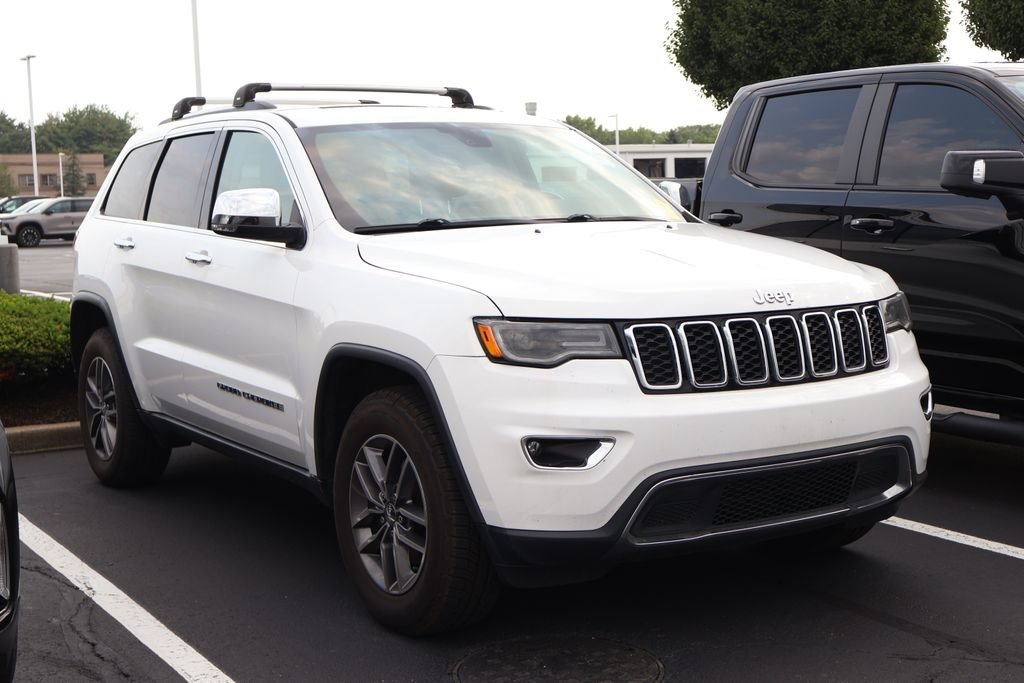 Used 2017 White Jeep Limited image 3
