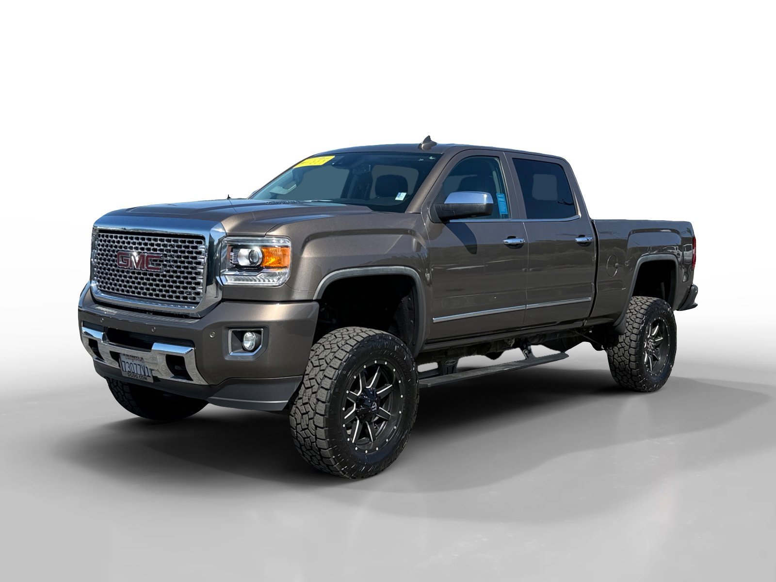 2015 GMC Sierra 4WD Crew Cab Short Box's photo