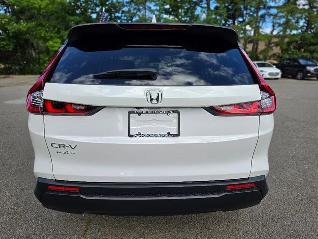 Certified Used 2024 Platinum White Pearl Honda EX image 4