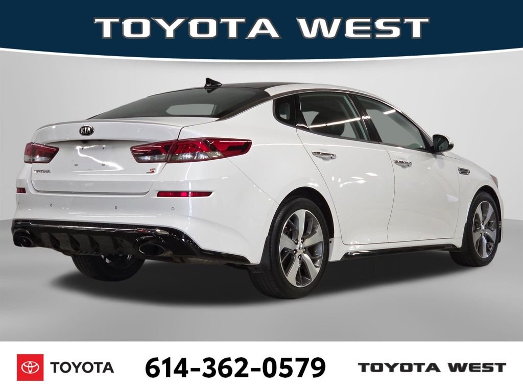 Used 2019 White Kia S image 7