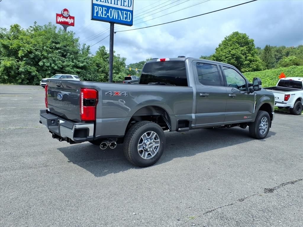 New 2026 Carbonized Gray Metallic Ford F-350® Lariat® image 13
