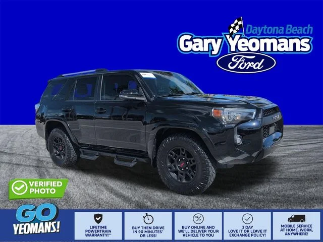 Used 2022 Black Toyota SR5 Premium image 1