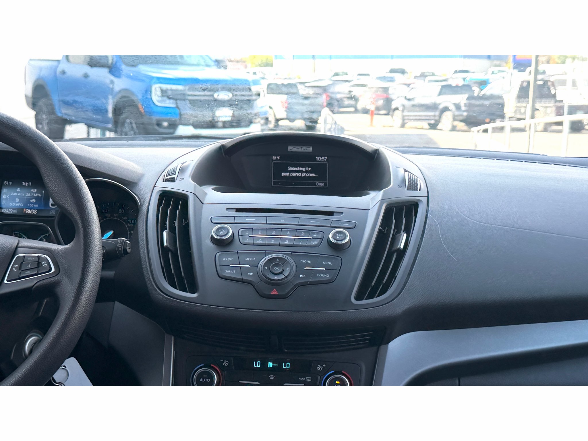 Used 2018 Blue Metallic Ford SE image 14