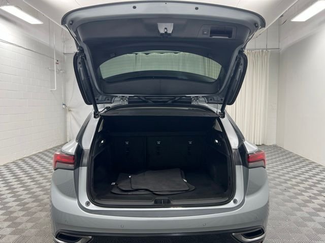 Used 2023 Gray Buick Preferred image 8