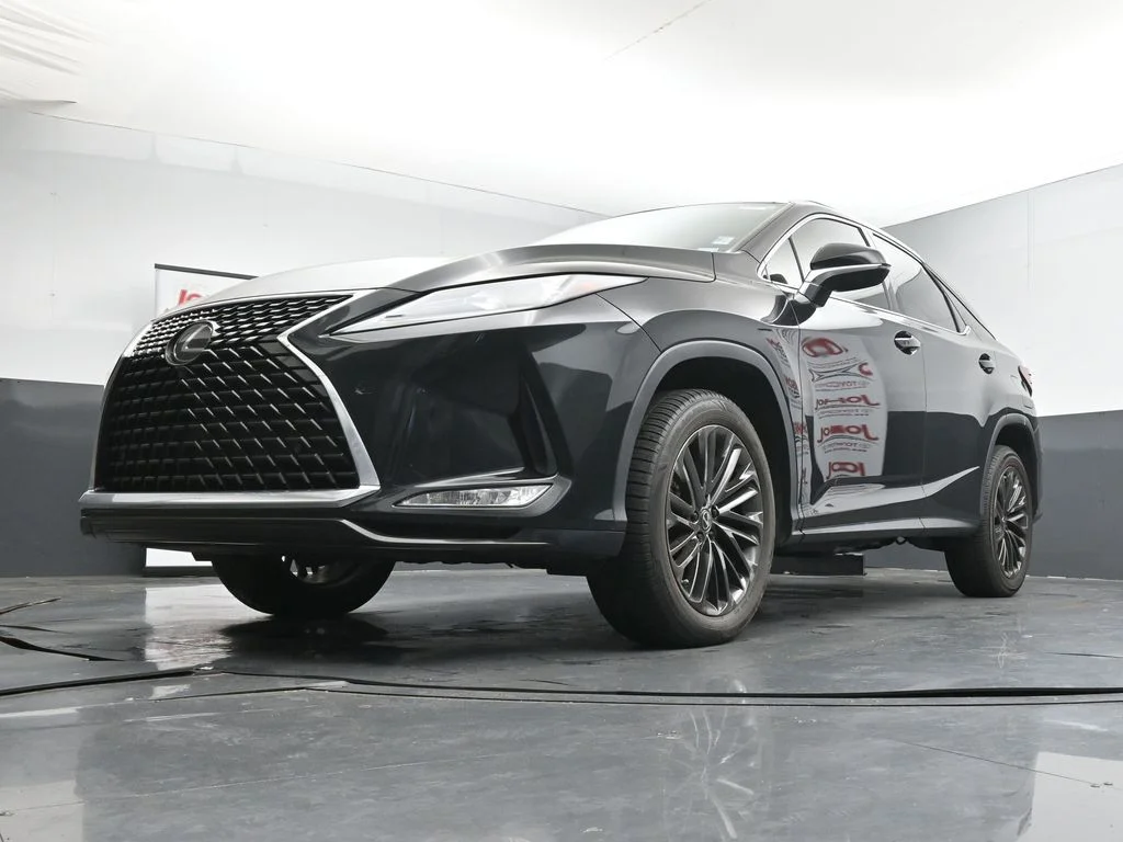 Used 2022 Black Lexus 350 image 36