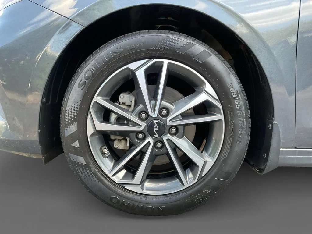 Used 2023 Gray Kia LXS image 14