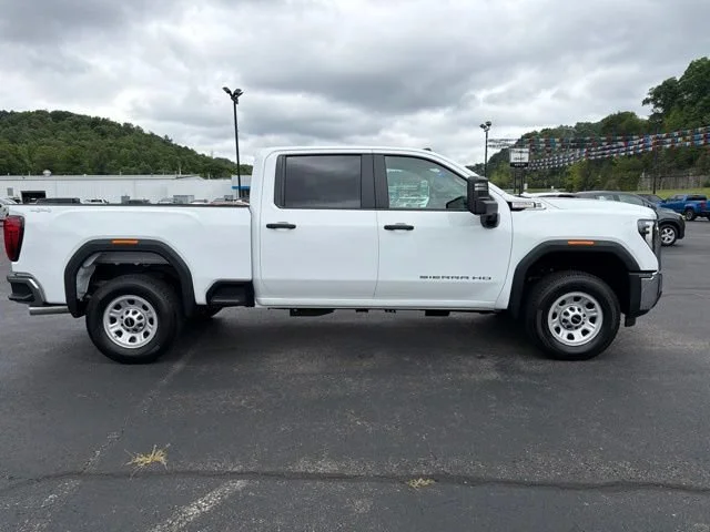 New 2026 Summit White GMC Pro image 9