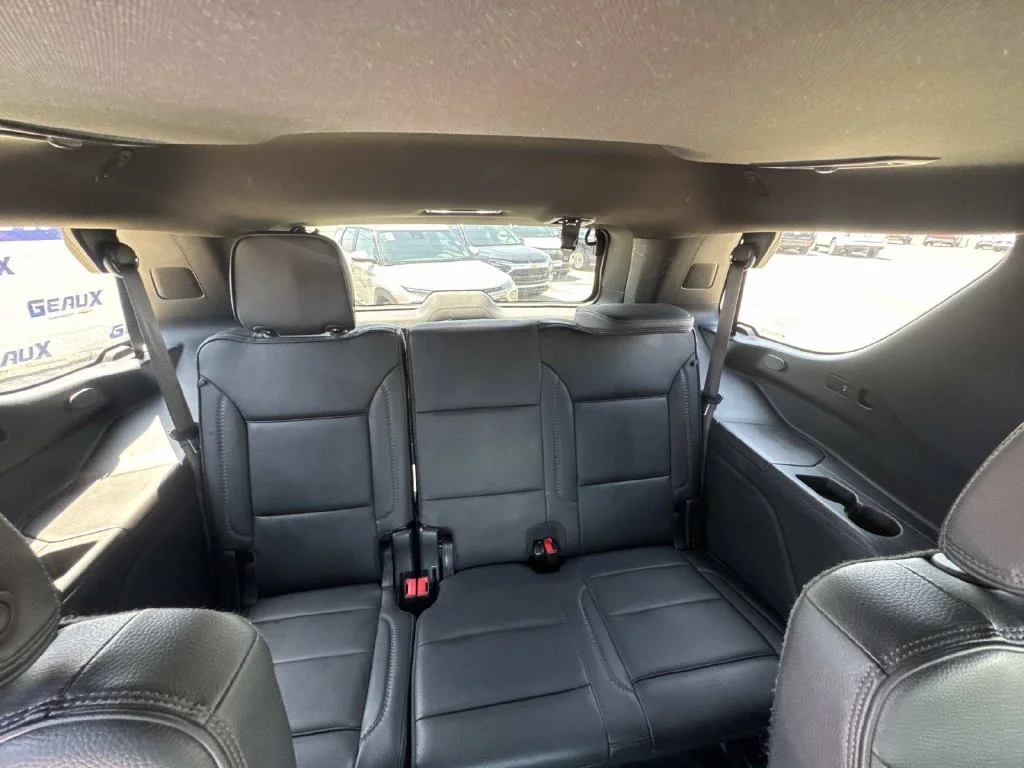 Used 2024 Silver GMC Denali image 18