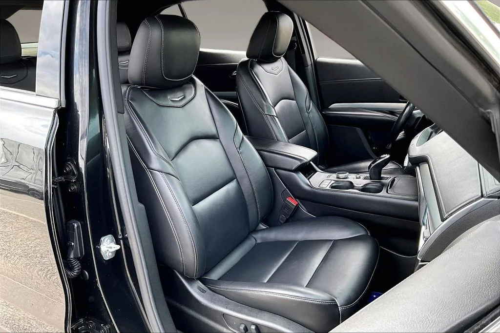 Used 2021 Black Cadillac Premium Luxury image 7