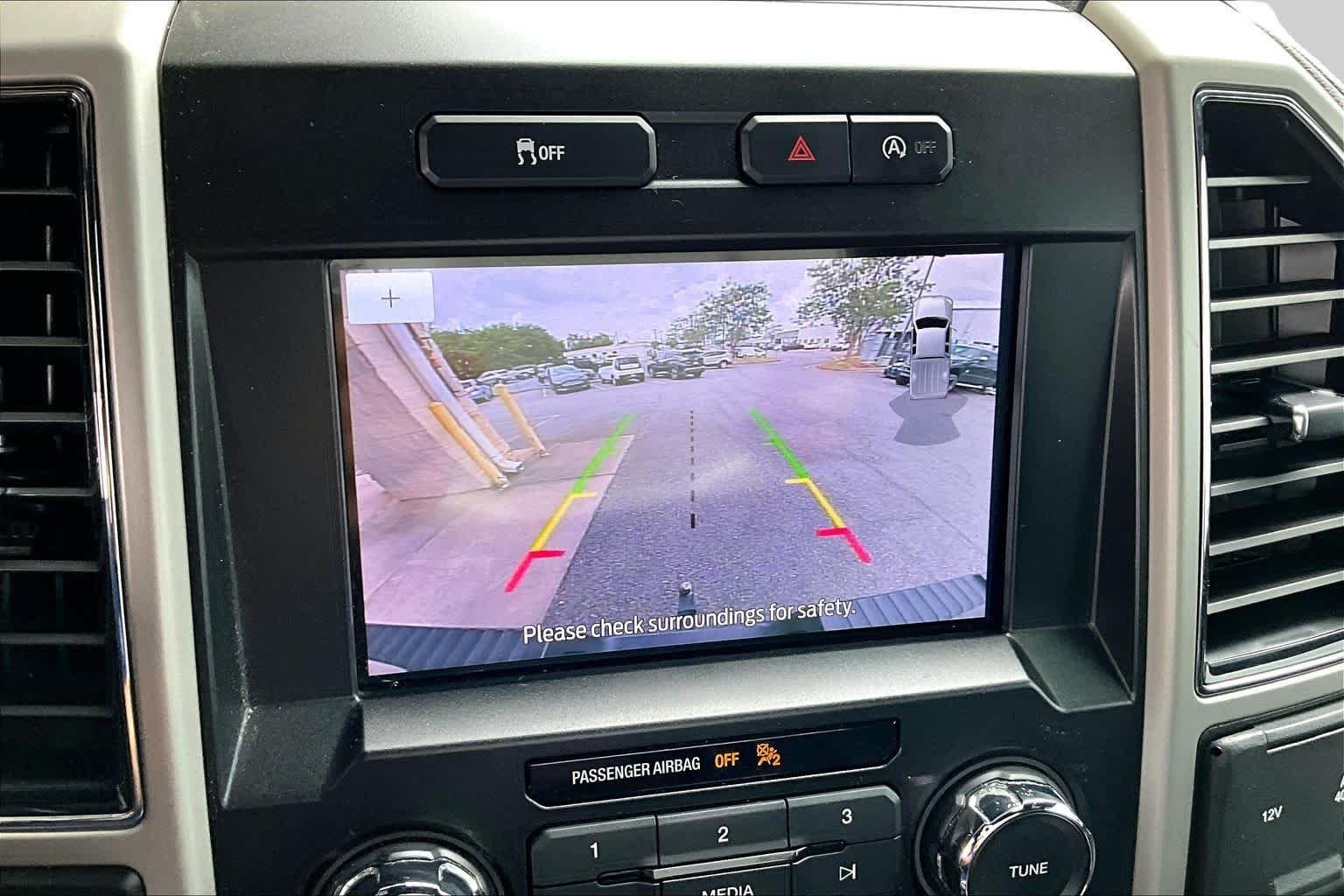 Used 2019 Agate Black Ford LARIAT image 29