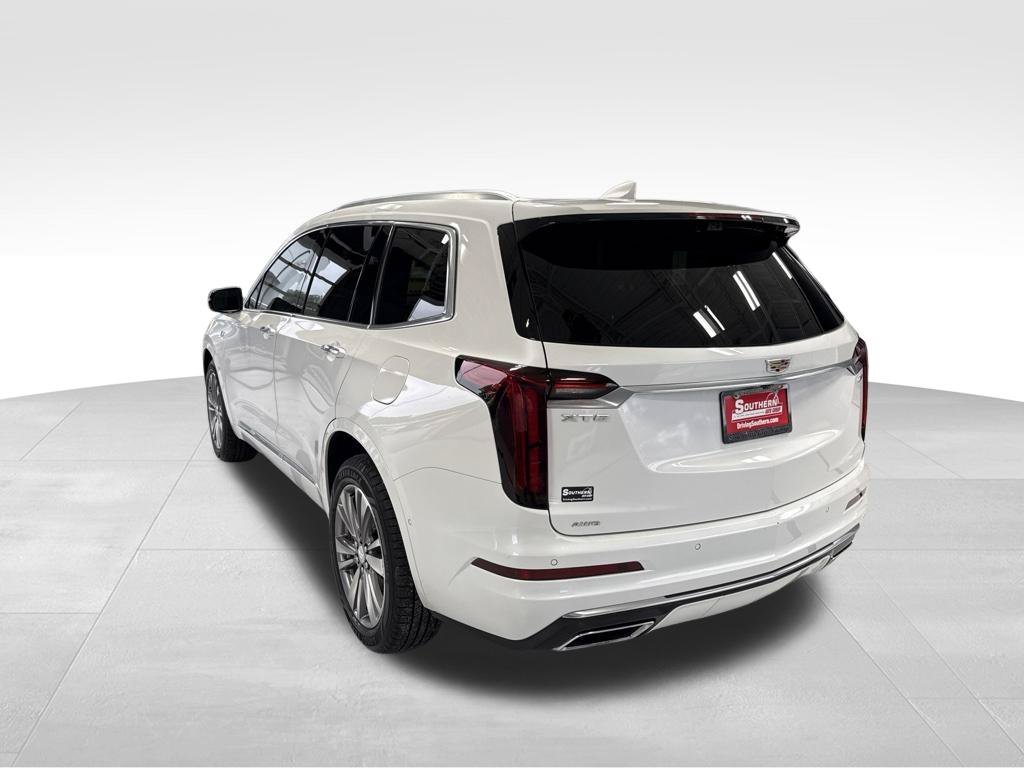 Used 2022 White Cadillac Premium Luxury image 5