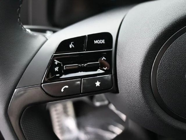 Used 2026 Black Hyundai SEL Sport Premium image 21