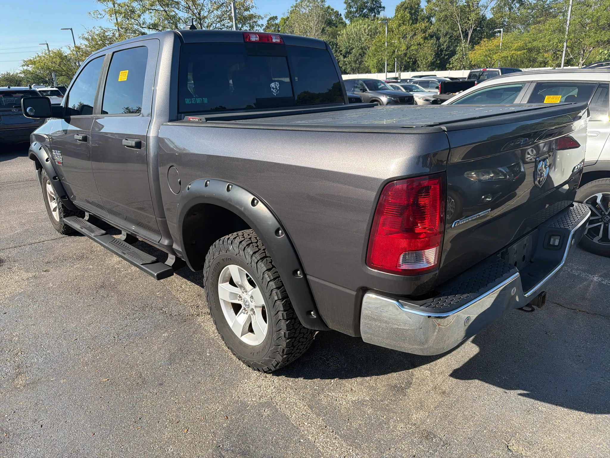 Used 2015 Granite Crystal Metallic Clearcoat Ram Outdoorsman image 12