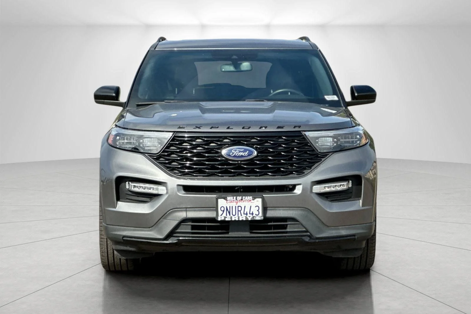 Used 2023 Gray Metallic Ford ST-Line image 8