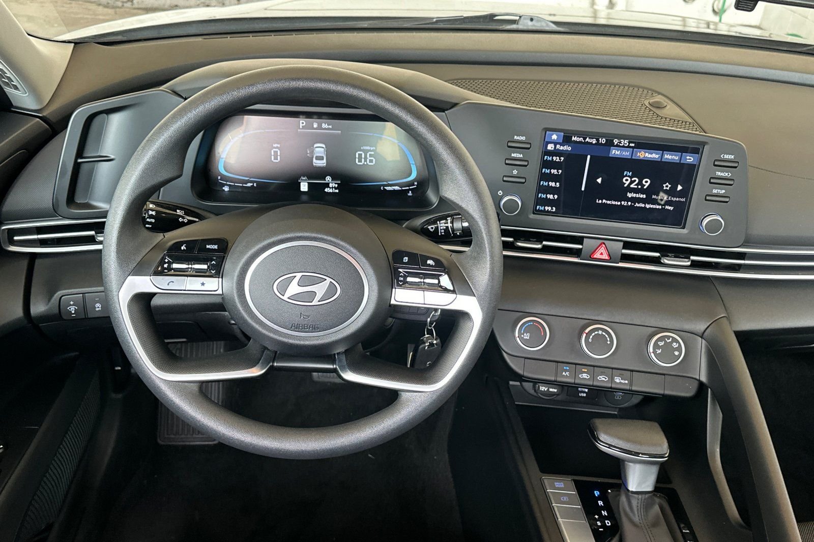 Certified Used 2025 Gray Hyundai SE image 14