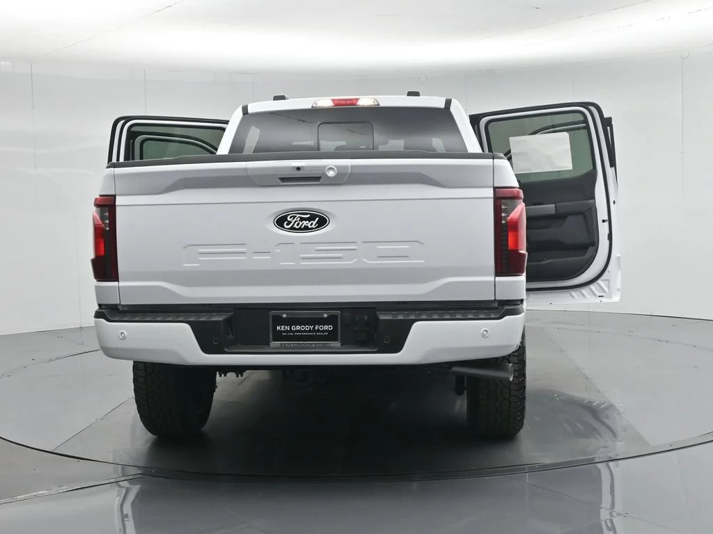 New 2026 White Ford XLT image 36