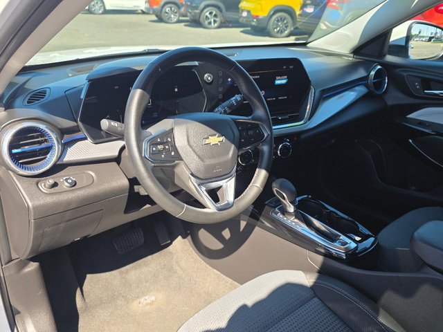 2024 Chevrolet Trax LT - Photo 29