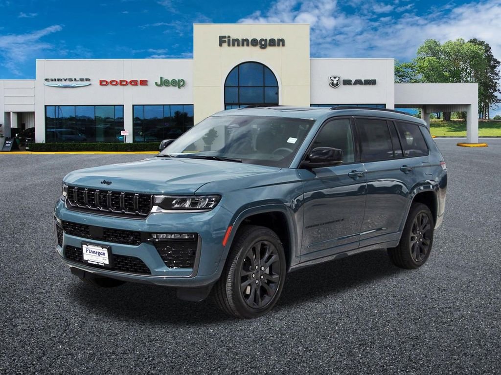 New 2026 Steel Blue Exterior Paint Jeep Limited image 3