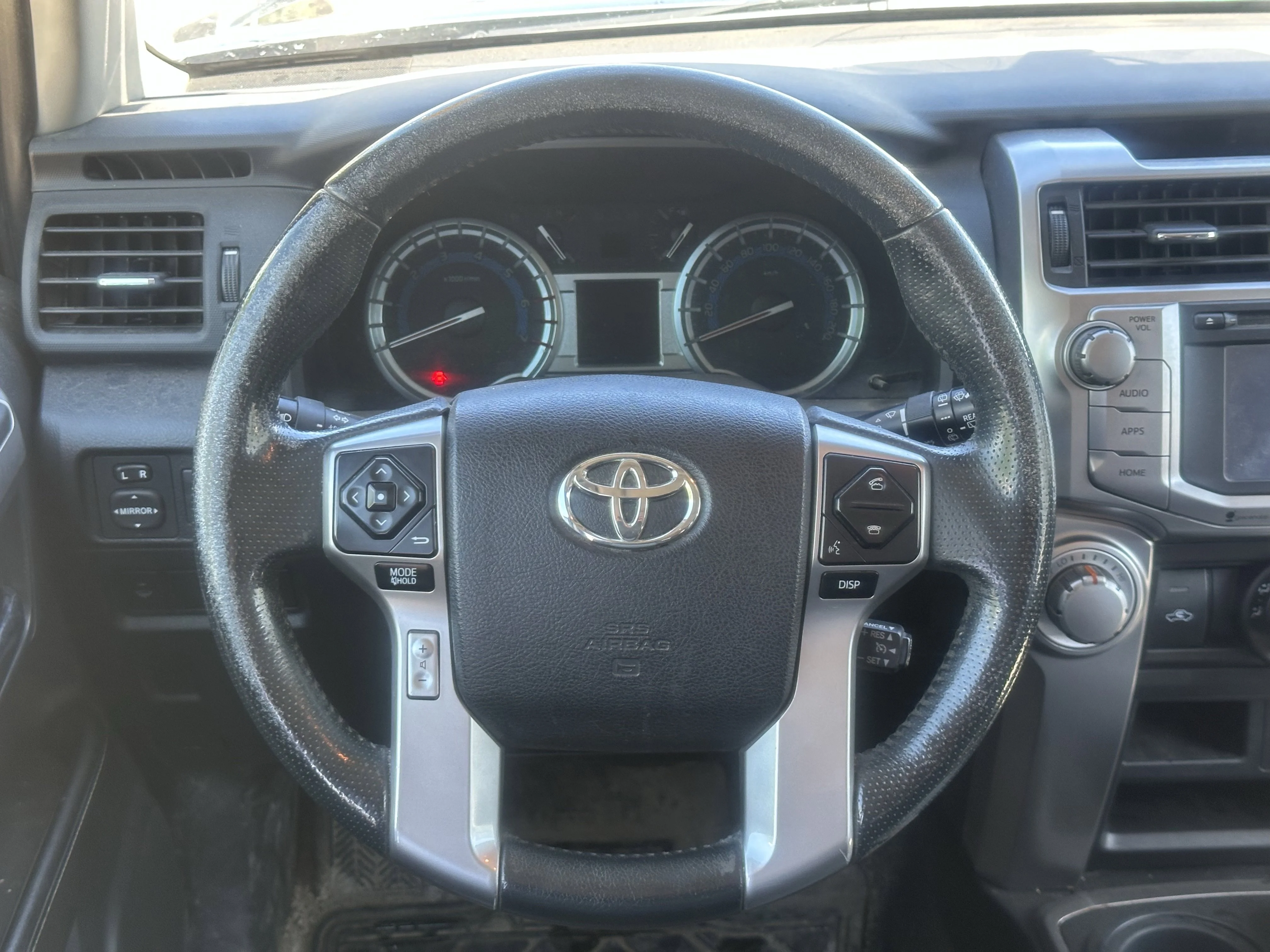 Used 2015 Gray Toyota SR5 image 11