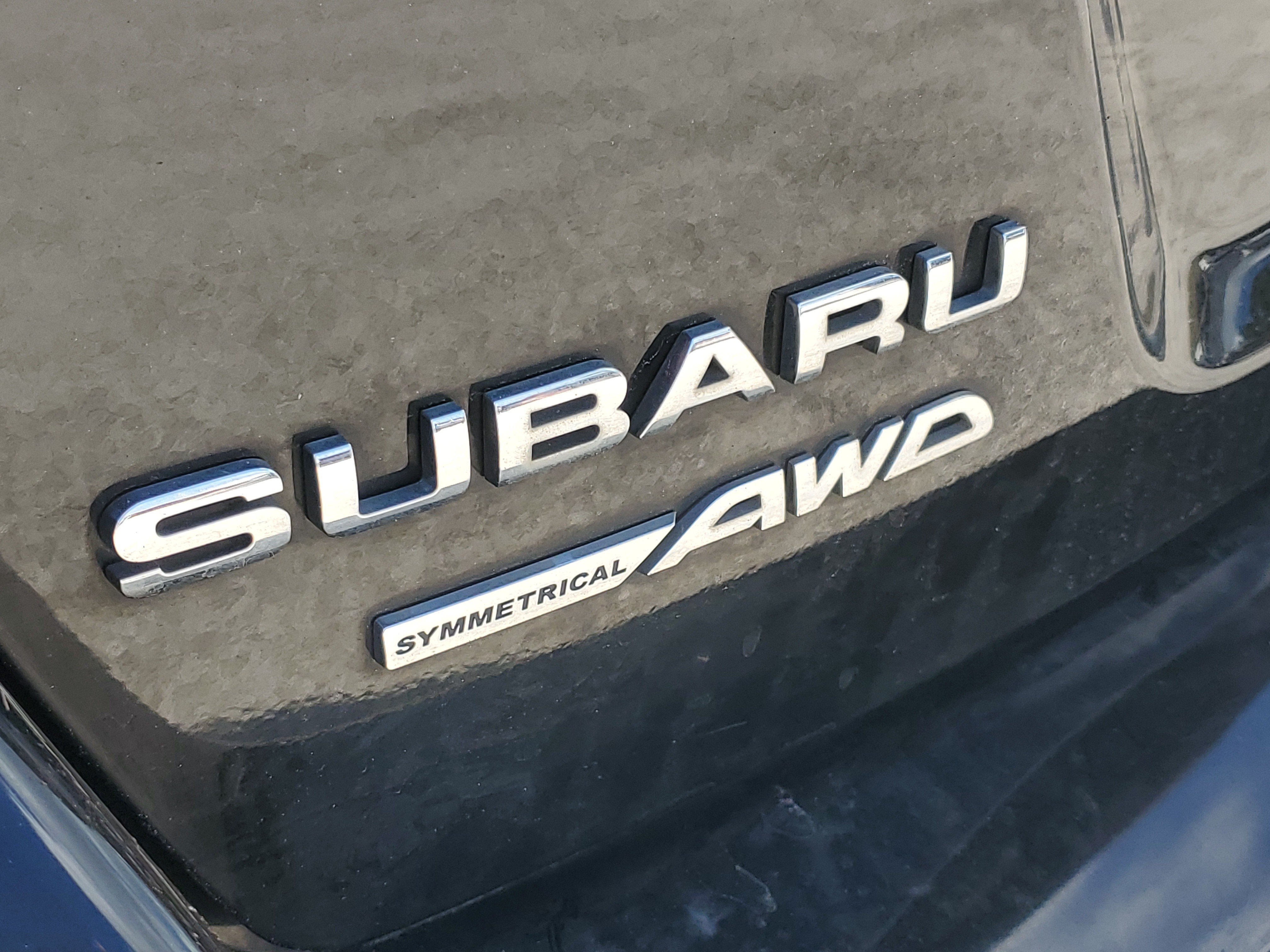 Used 2016 Crystal Black Silica Subaru Premium image 3