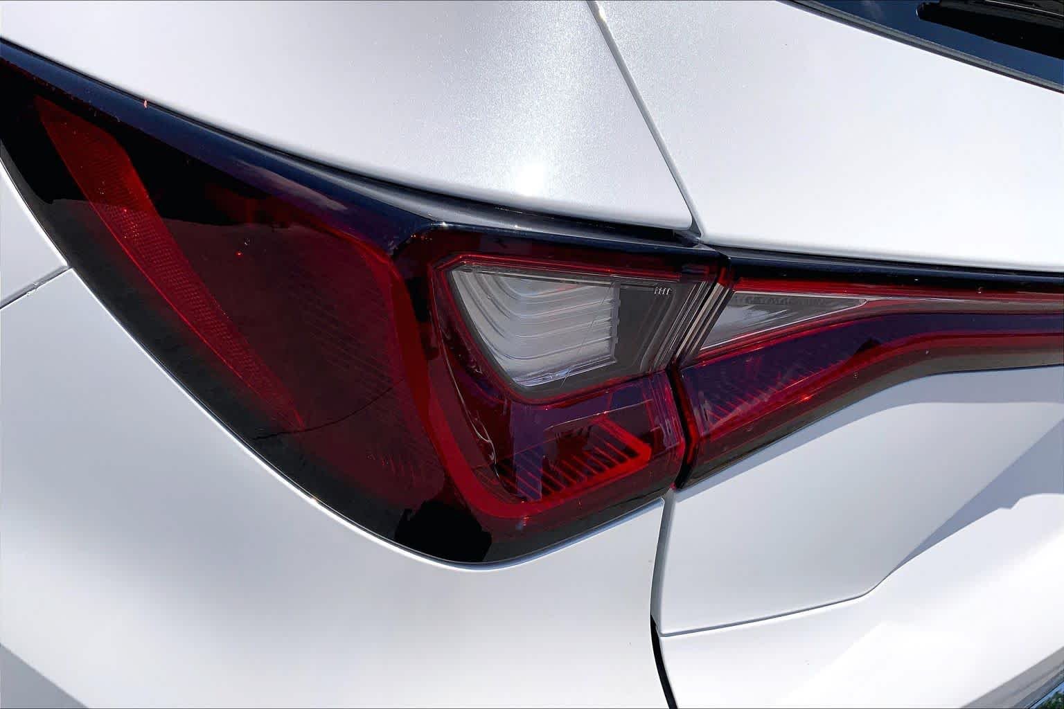 Used 2026 Platinum White Pearl Acura w/Technology Package image 29