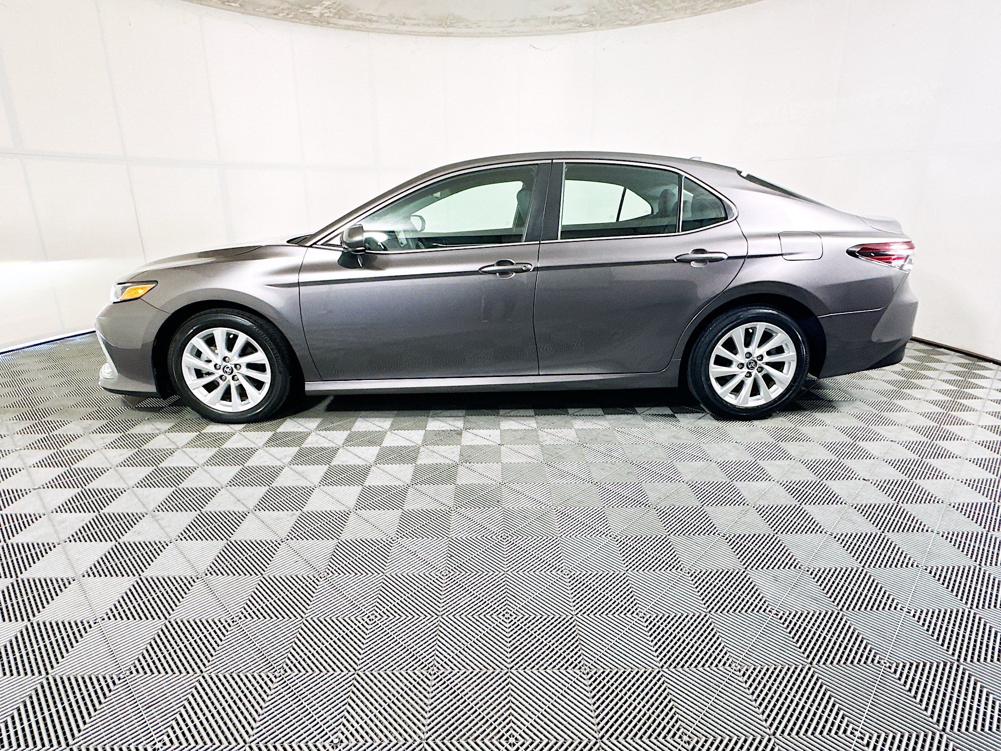 Used 2023 Predawn Gray Mica Toyota LE image 6
