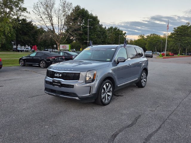 Used 2022 Silver Kia S image 4
