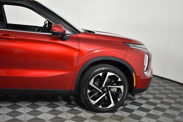 2024 Mitsubishi Outlander SE - Photo 12