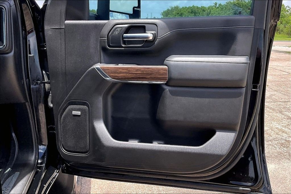 Used 2023 Black Chevrolet High Country image 29