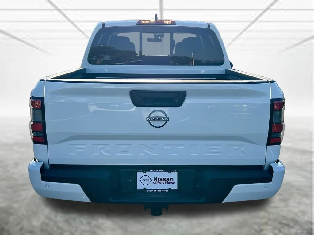 New 2026 Glacier White Nissan Crew Cab SV image 7