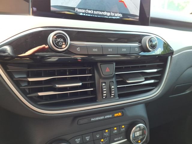 Used 2020 Red Ford SEL image 29