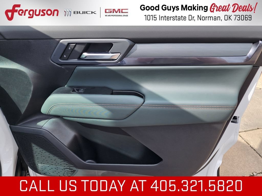2027 GMC Terrain AT4 - Photo 39