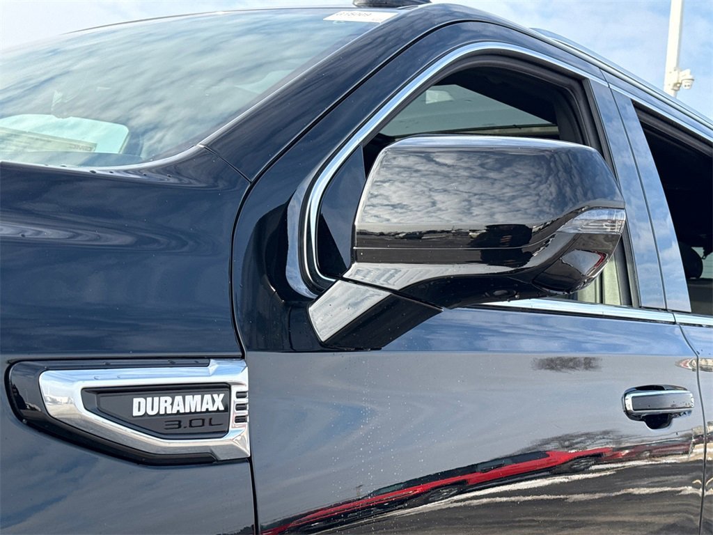 2026 GMC YUKON - Image 11