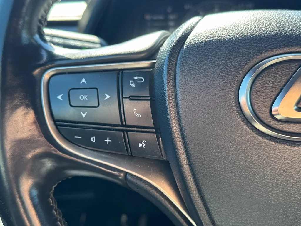 Used 2019 White Lexus 200 Base image 20