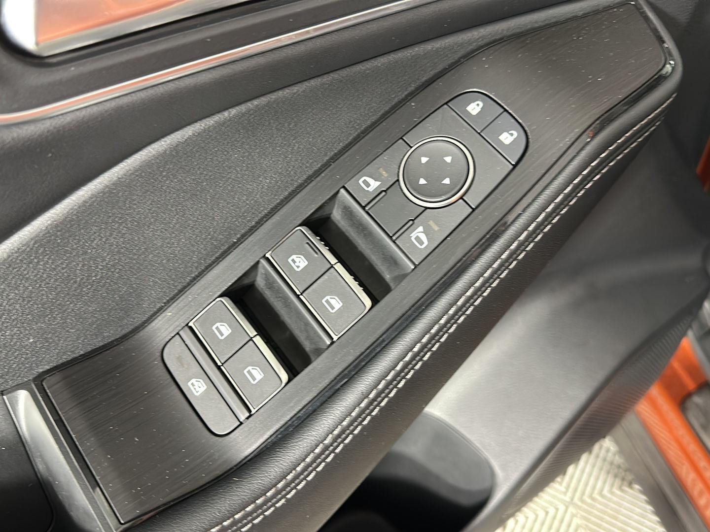 Used 2023 Sunset Drift Chromaflair/Super Black Nissan Platinum image 8