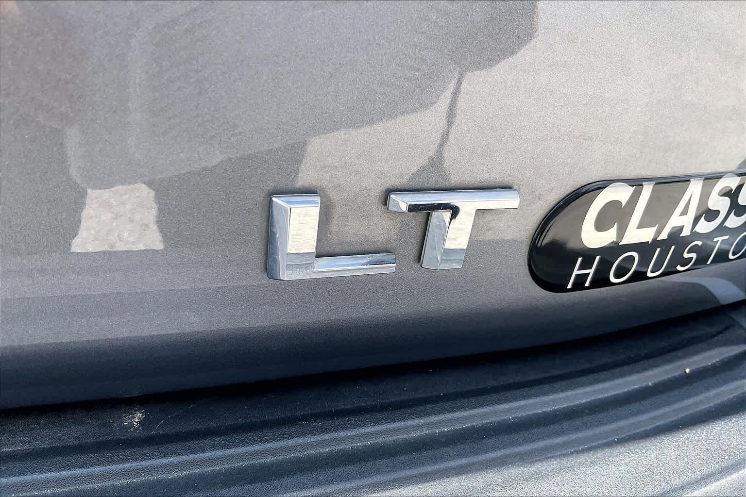 Used 2022 Satin Steel Metallic Chevrolet LT image 10