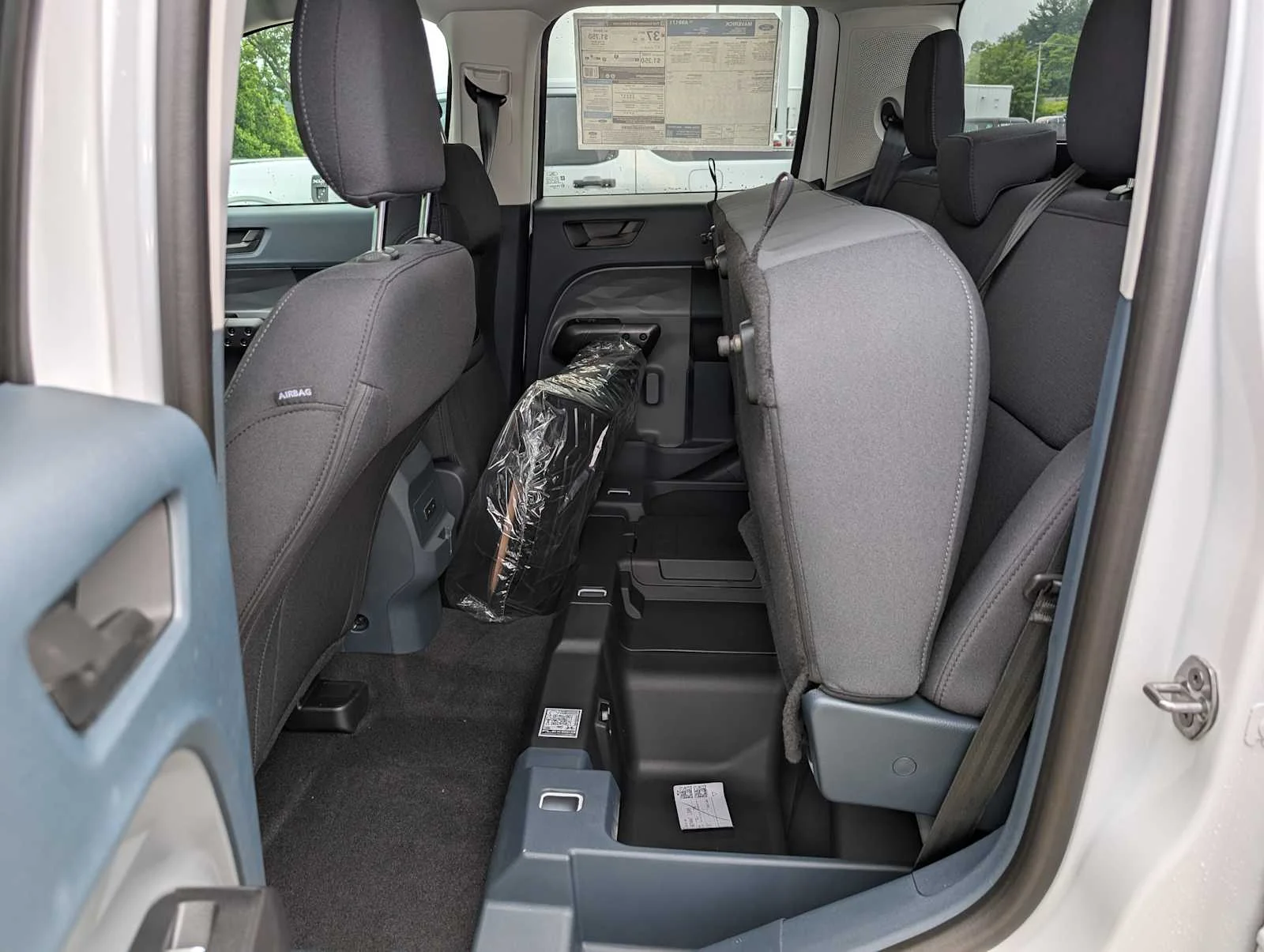 New 2026 Oxford White Ford XL image 16