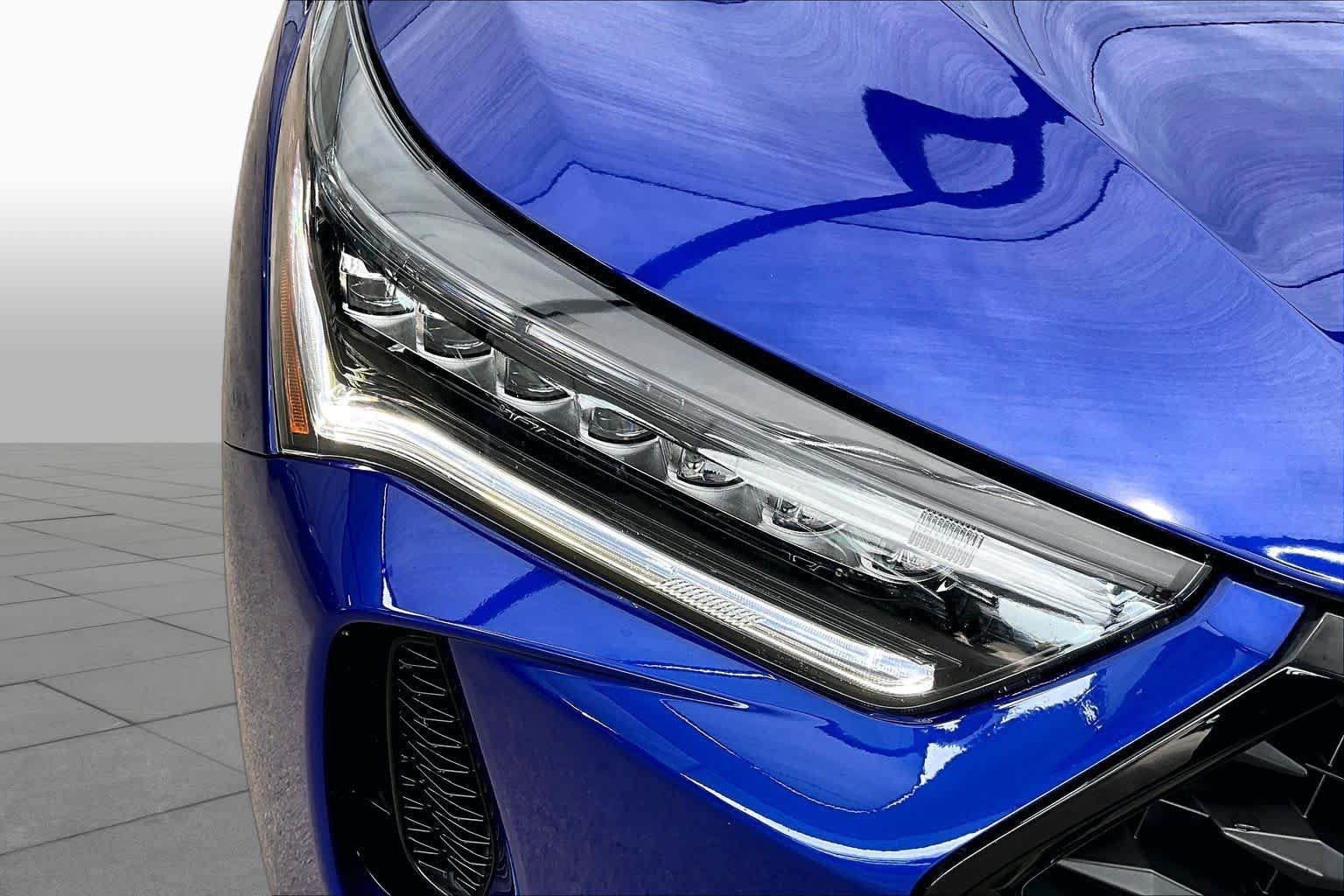 Used 2024 Apex Blue Pearl Acura w/A-Spec Advance Package image 28